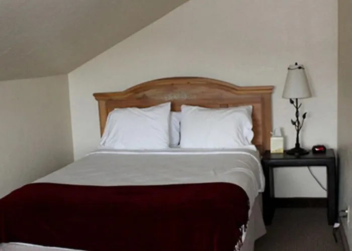 Spacious Two-bedroom Set On A In The White Mountains In Greer, Arizona Holiday home Greer