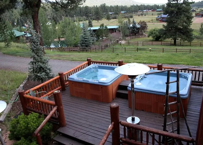 Spacious Two-bedroom Set On A In The White Mountains In Greer, Arizona Holiday home Greer